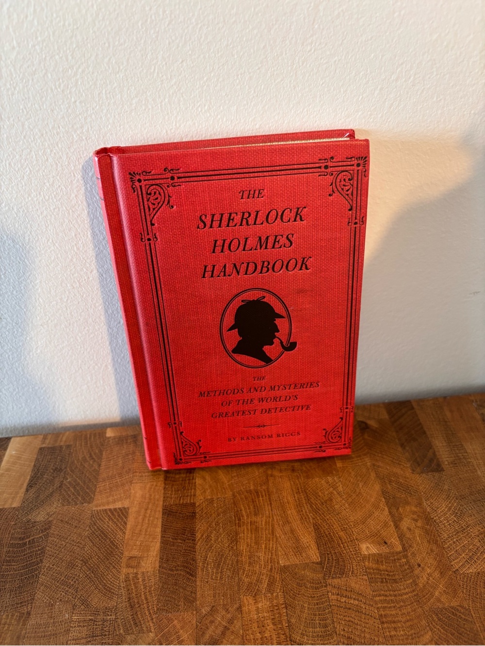 The Sherlock Holmes Handbook Hardcover EUC